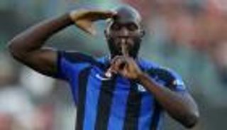 بعد صفعة يوفنتوس.. لوكاكو يطلب الصفح عن خيانة إنتر ميلان