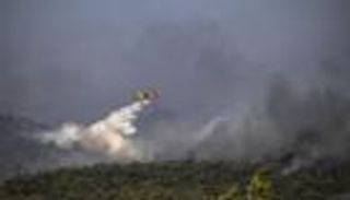 القوات المسلحة المصرية تشارك في إخماد حرائق الغابات باليونان