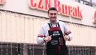 كم تبلغ ثروة الشيف بوراك الآن؟.. من نادي المليونيرات إلى حافة الإفلاس