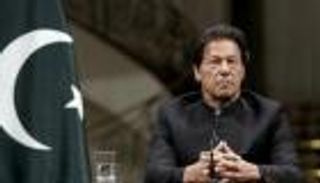 عمران خان في رحلة جديدة للسجن.. تذكرة ذهاب بلا عودة؟