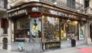 5 يوروهات غرامة "التلصص".. مطعم في برشلونة يطبق سياسة مثيرة للجدل 