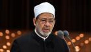 "حكماء المسلمين" يدين بشدة حرق نسخة من القرآن بالدنمارك