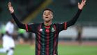 مفاجأة جديدة.. ما حقيقة تعاقد الأهلي المصري مع رضا سليم؟