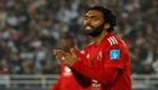 ما حقيقة عرض حسين الشحات للبيع في الأهلي المصري؟