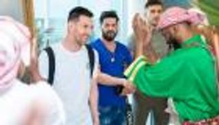 ميسي يتغنى بأيامه في الرياض.. حملة إعلانية أم اعتذار للسعودية؟
