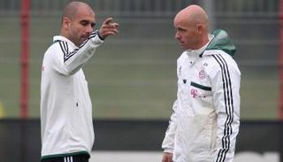 إريك تين هاغ مع بيب غوارديولا