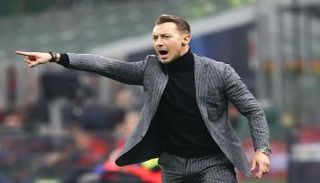 ماتياس يايسله مدرب الأهلي السعودي الجديد