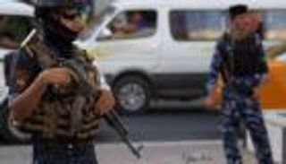 عراقي يطلق النار على زوجته وابنته وينتحر