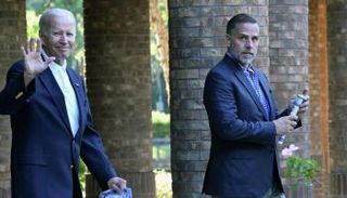 بايدن ونجله هانتر