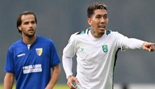 روبيرتو فيرمينيو بقميص الأهلي