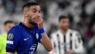 صيف أسود.. حادث خطير يزيد من متاعب حكيم زياش (صور)