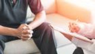 7 علامات تحذيرية لسرطان الخصية.. لا تتجاهلها