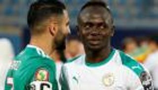 ماني ومحرز أحدثهم.. الدوري السعودي ملتقى نجوم الكرة الذهبية