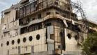 دوي القصف لم يهدأ بالسودان.. هل يولد الحل من رحم أهل البيت؟