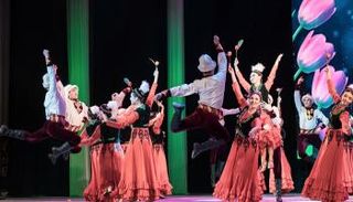 مهرجان شينغيانغ الدولي للرقص يستمر حتى 5 أغسطس