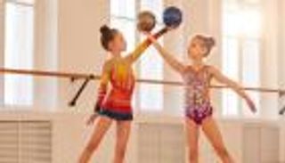 ما هو السن المناسب لتعليم الجمباز للأطفال؟وما أهم فوائده؟