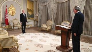 رئيس الحكومة الجديد رفقة قيس سعيد