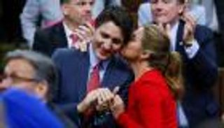 حب منذ الطفولة.. جاستن ترودو يطلق زوجته ويوجه "طلبا وحيدا"