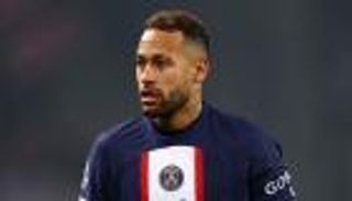 الذكرى السادسة للصفقة التاريخية.. نيمار ما زال يبحث عن نفسه في باريس