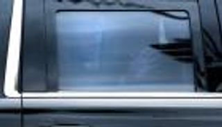 طوق أمني وحواجز وكاميرات.. "ألغام" ترامب بمحيط المحكمة (صور)