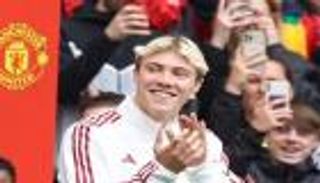 بعد إعلان الصفقة.. النحس يعترض بداية هويلوند مع مانشستر يونايتد