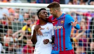 فينيسيوس جونيور في مواجهة ريال مدريد