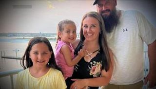 آشلي سمرز مع عائلتها