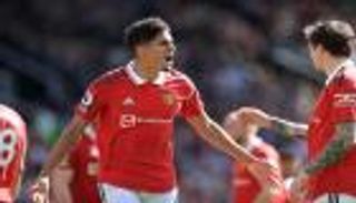 بعد تصريحات غوارديولا.. مدافع مانشستر يونايتد يحذر من الانهيار