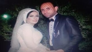 الزوجان في حفل زفافهما