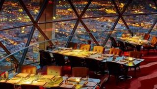 مطعم فاخر- أرشيفية