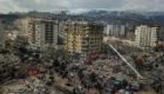 "زلزال إسطنبول المحتمل".. فرار ممثل شهير يربك الأتراك