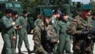  بولندا وبيلاروسيا.. تعزيزات عسكرية على حدود ساخنة