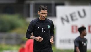 فيرمينو لاعب الأهلي السعودي