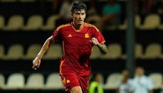 روجر إيبانيز مدافع الأهلي السعودي الجديد