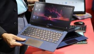 لاب توب- رويترز