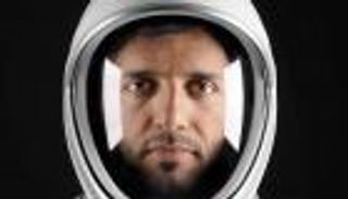 لقاء من الفضاء.. سلطان النيادي يتفاعل مع أهالي وطلاب أم القيوين