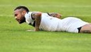 برافعة اقتصادية جديدة.. خطوة تفصل نيمار عن برشلونة