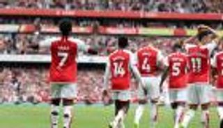 نجا من الريمونتادا.. أرسنال يبدأ موسم الدوري الإنجليزي بانتصار "حزين"