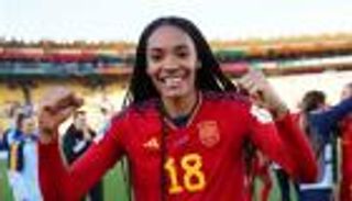 سلمى بارالويلو عداءة برشلونة.. من ذهب ألعاب القوى لمجد المونديال