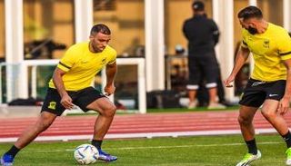 عبدالرزاق حمدالله وكريم بنزيما