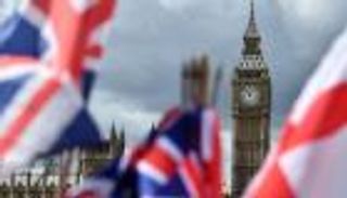 رغم مؤشرات إيجابية.. الاقتصاد البريطاني على صفيح ساخن