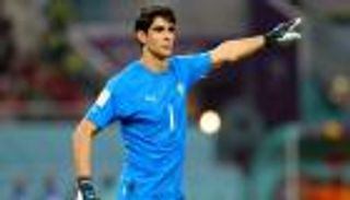 ما هي تفاصيل عقد ياسين بونو مع الهلال السعودي؟