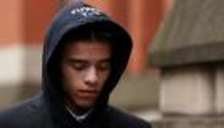 من الأضواء إلى الظلام.. كيف دمرت قضايا الاغتصاب نجوم كرة القدم؟