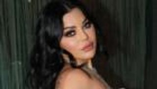 هيفاء وهبي في أحدث ظهور.. "جمبسوت" ضيق يخطف الأنظار (صور)