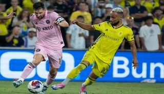 هاني مختار وليونيل ميسي