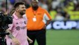ما هي البطولة الوحيدة التي فشل ميسي في تحقيقها؟