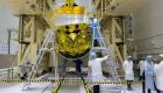 تحطم مركبة الفضاء الروسية "لونا-25" على سطح القمر