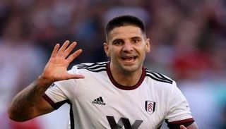 ألكسندر ميتروفيتش مهاجم الهلال السعودي الجديد