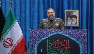  وزير الدفاع الإيراني العميد محمد رضا آشتياني