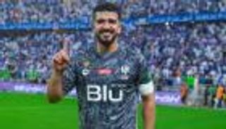 بسبب ياسين بونو.. عبدالله المعيوف على أبواب الاتحاد السعودي